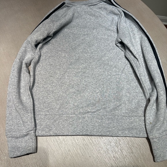 Adidas Sweatshirt - Picture 2 of 2